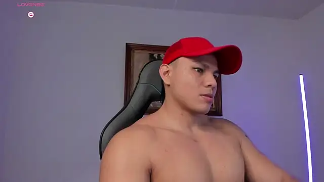 RoyConstance's Live XXX Chat