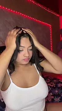 Saraa_M Chat XXX in diretta