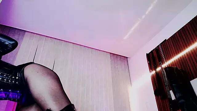 missdarklady's Live XXX Chat