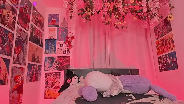 Chatroom XXX en direct de MissCurvyTop