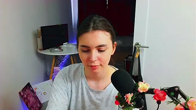 Онлайн чат XXX peachyness