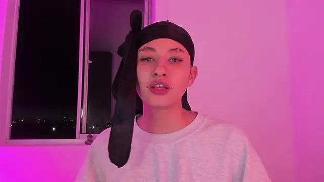 Онлайн чат XXX vandalovee_