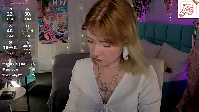 Elira_Vane Adlı Modelin Canlı XXX Sohbeti