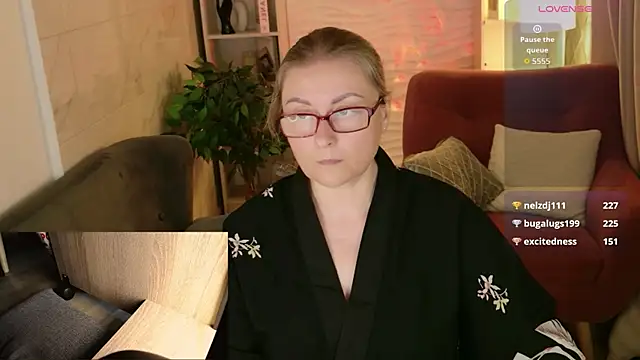 Онлайн чат XXX Alexandra_Kind