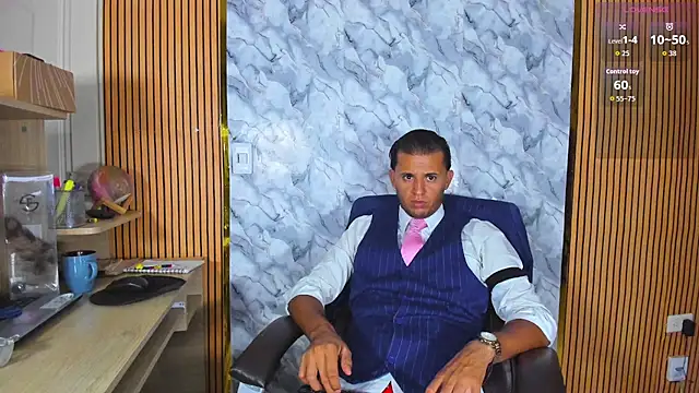 Chat XXX en directo de Hideintheoffice