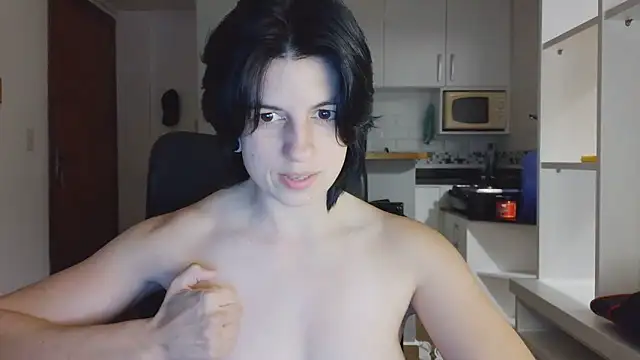 צ'אט XXX בשידור חי של kyslrana