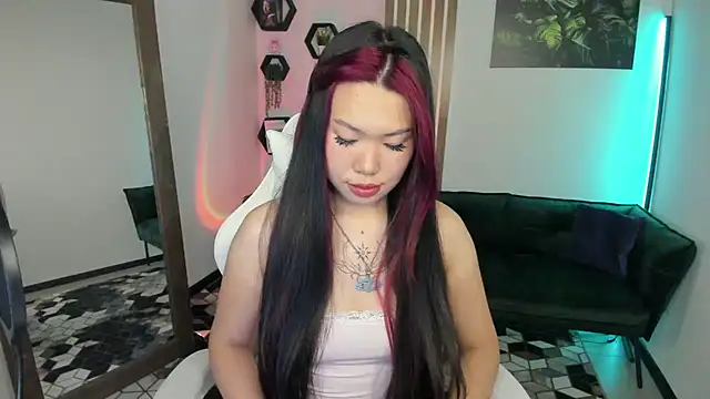 Chatroom XXX en direct de LunaPurrr