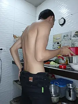 Chatroom XXX en direct de _king_emir