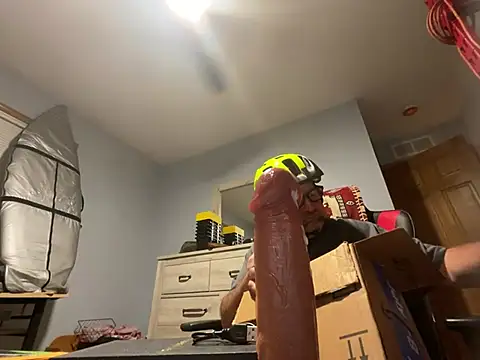13B_MasterGunner Live XXX-chat