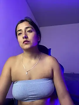 karelyfox 라이브 XXX 채팅
