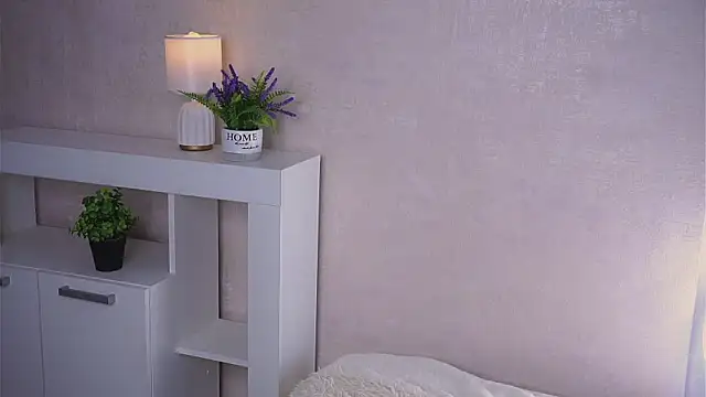 FalineBeacher Chat XXX live