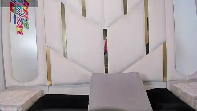 XXX chat uživo modela IsabellRodriguez18
