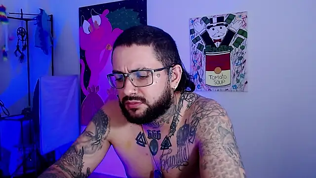 nicolastorres99 Chat XXX in diretta