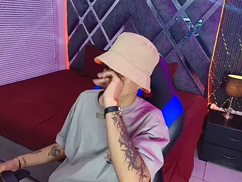دردشة cameron_lux77 الجنسية المباشرة