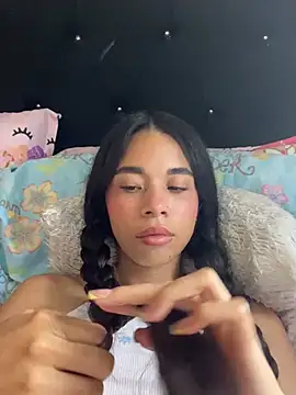 Milleradhara24 – Live XXX-chat