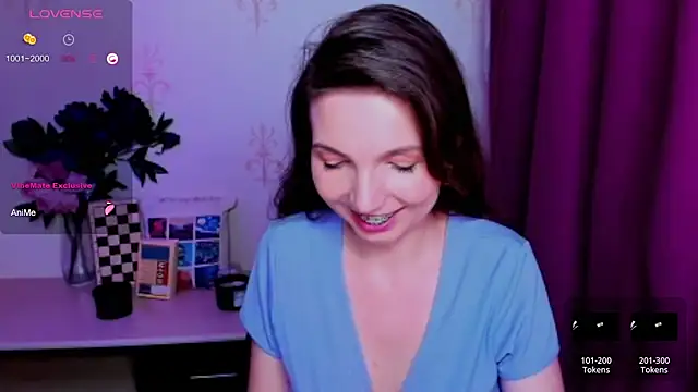 Chat XXX Live KindHazelHere_