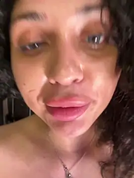 ChloeJoyce Chat XXX live