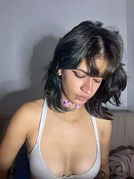 แชท XXX สดของ sukulaurens