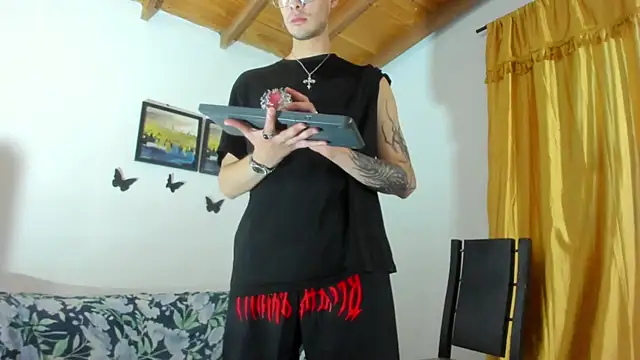 Chatroom XXX en direct de Vlad__night