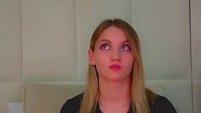 Chat +18 de StacyEvances ao vivo