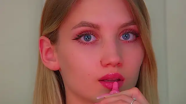 StacyEvances XXX чат на живо