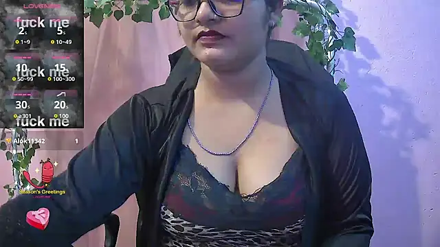 Pari-newn Live XXX chat