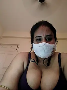 Sheela-Bhabin Live XXX chat