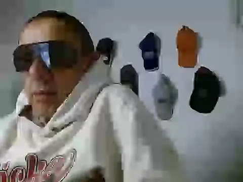 AlekNoirn Live XXX chat