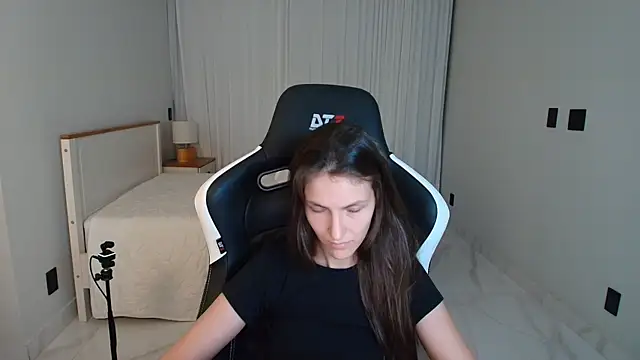 upssnowy's Live XXX Chat
