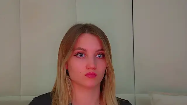 StacyEvances XXX чат на живо
