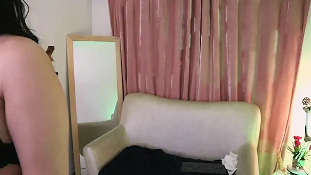 Chat XXX en directo de Domenica_Dupont