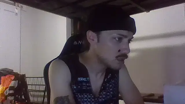 Jbenz420 现场XXX聊天