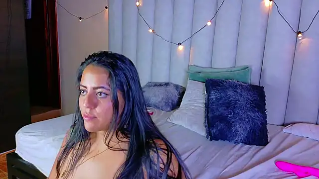 Živý XXX chat ShelyEvans__