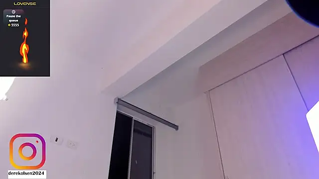 Chat XXX Live DerekOlsen