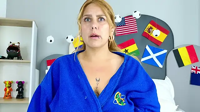 TaraCarson Chat XXX in diretta