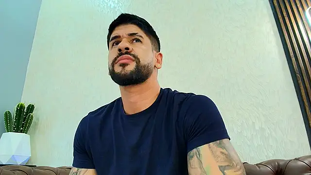 Chat XXX ao vivo de Petesevans