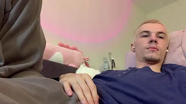 Jeremy1Scott Live XXX-Chat