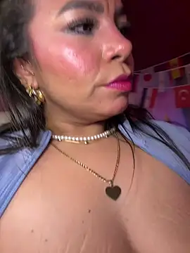 Chatroom XXX en direct de Vicky_Saidi