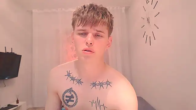 Онлайн чат XXX Fredd_Xanders