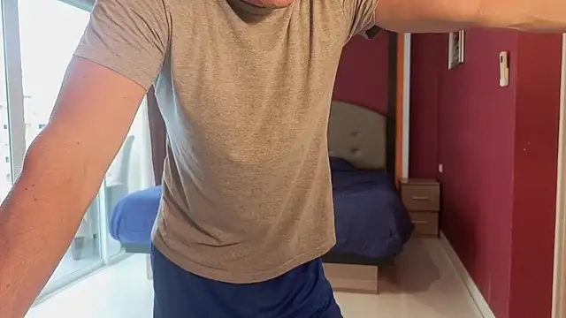 AlansonofDaddy 现场XXX聊天