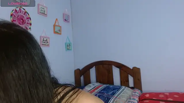 lorrayne-n Live XXX chat