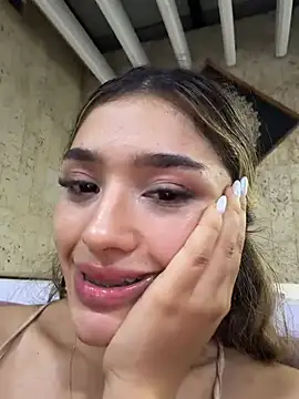 Arianavillada Adlı Modelin Canlı XXX Sohbeti