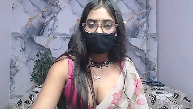 Deevisha-queen's Live XXX Chat
