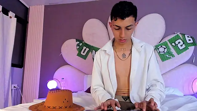 NickandAbby_'s Live XXX Chat