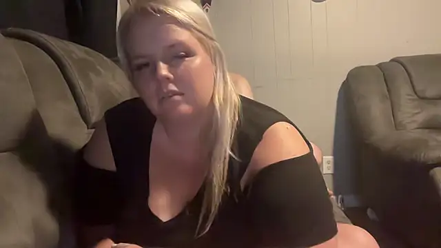 Girthdaddy9n Live XXX chat