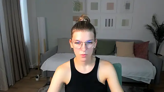 AnnaThornen Live XXX chat