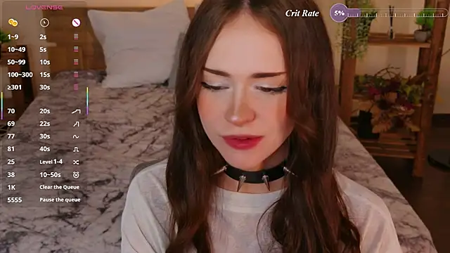 צ'אט XXX בשידור חי של Adetta