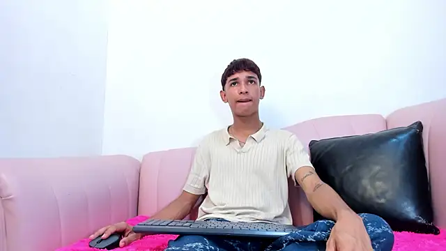 Chat XXX ao vivo de Joseph18_