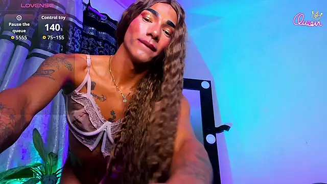 צ'אט XXX בשידור חי של katiee11