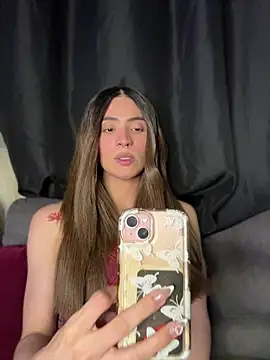 Chat XXX ao vivo de Lottus_fire
